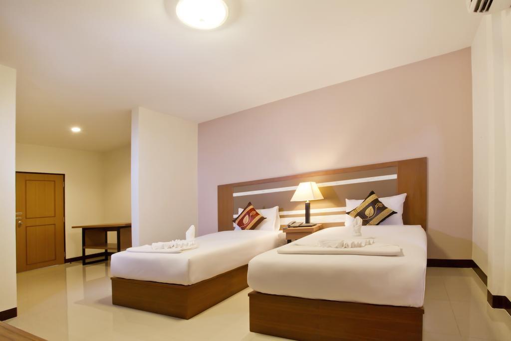 Aparthotel Patong Pool House Esterno foto
