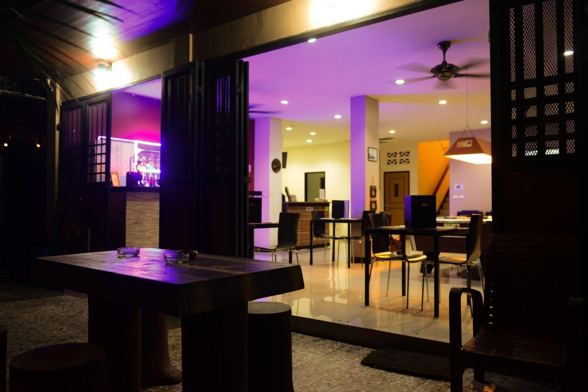 Aparthotel Patong Pool House Esterno foto