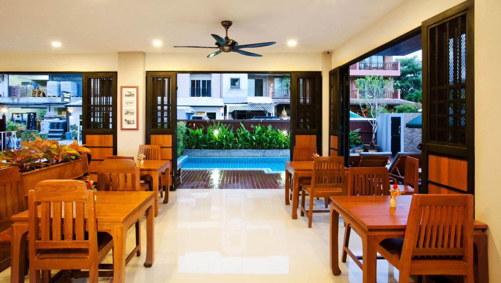 Aparthotel Patong Pool House Esterno foto